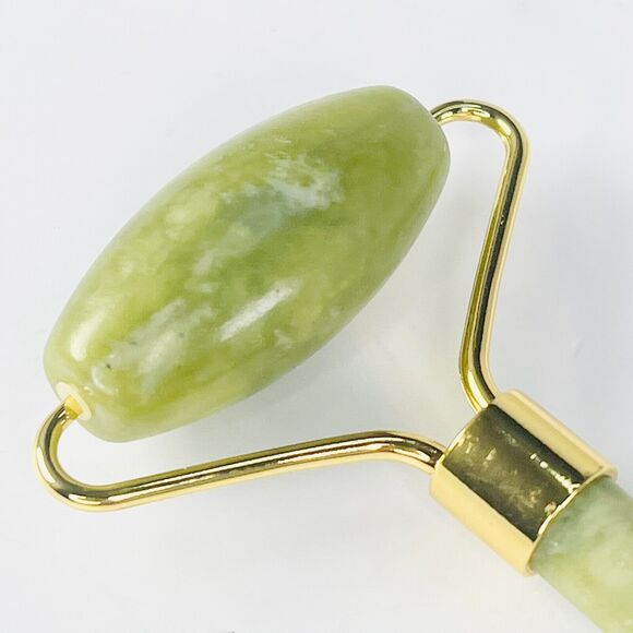 Jade Facial Eye Contour De-puffing Massaging Roller Tool Smooth Cooling New - Picture 2 of 4